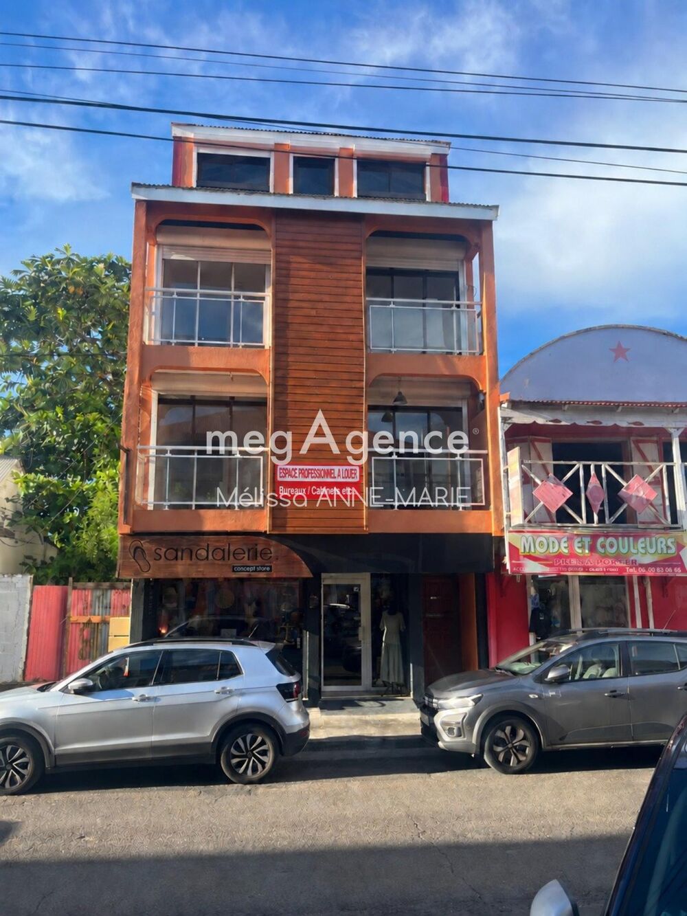 Vente Immeuble SAINT-FRANÇOIS – IMMEUBLE DE RAPPORT AVEC LOCAL COMMERCIAL ET 5 LOGEMENTS – VUE MER Saint-francois