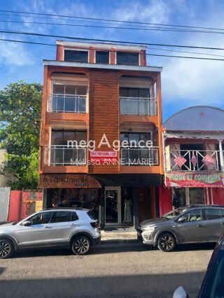  Immeuble à vendre 198 m²