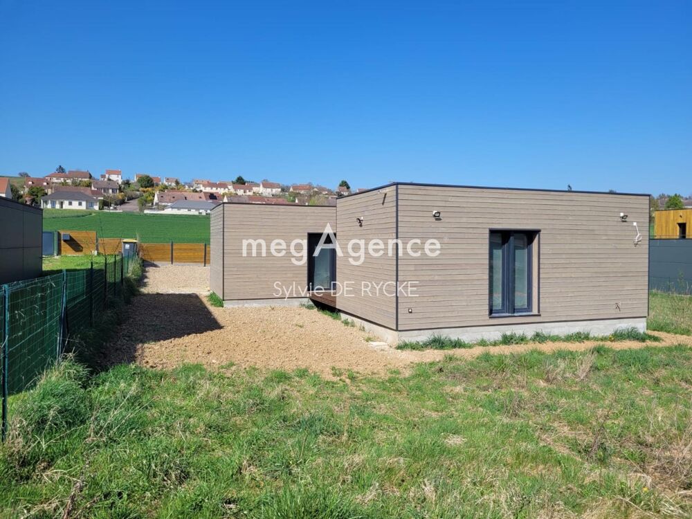 Maison neuve toit plat