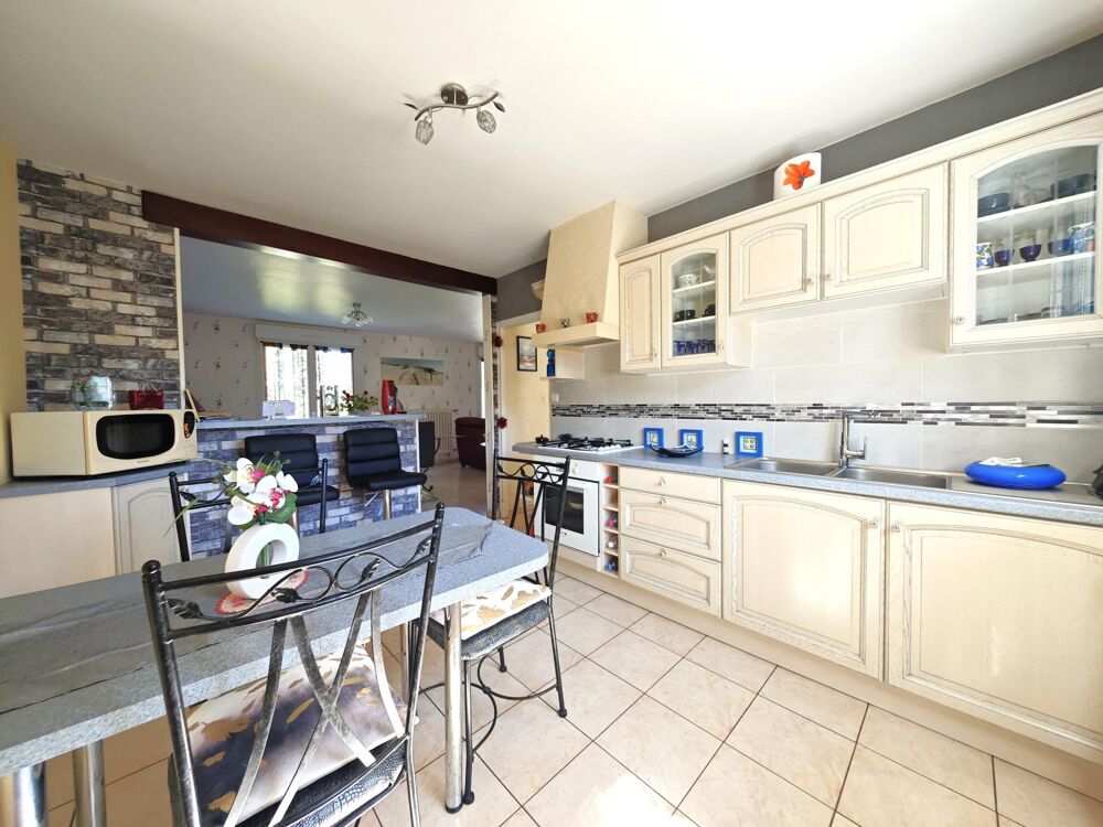 Vente Maison MAISON EN BOURG DE SERENT Serent