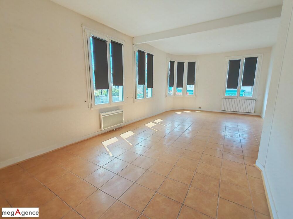 Appartement T4 85 m² hypercentre de ST LUNAIRE