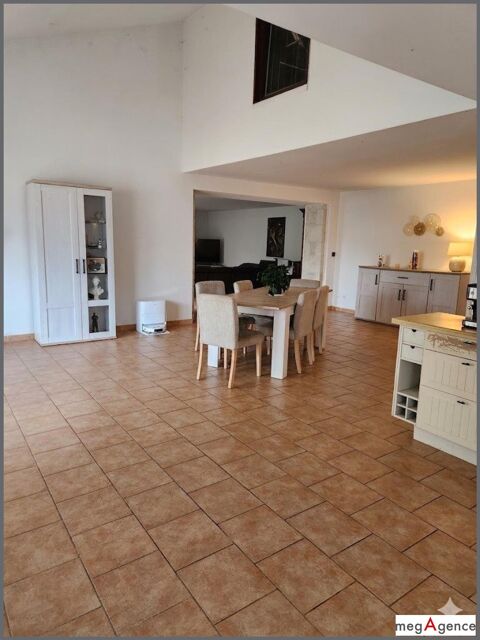   Maison en pierre Maison - 5 pi�ce(s) - 176 m�