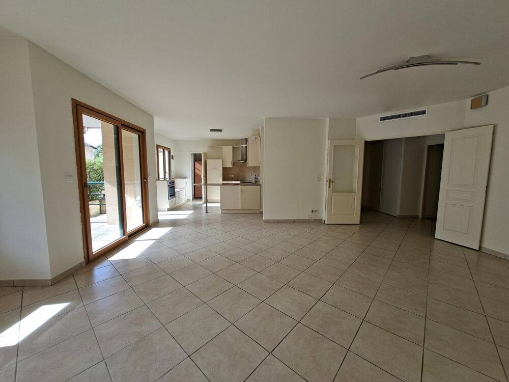 Vente Appartement T5 avec terrasse de 55m² Charbonnieres-les-bains