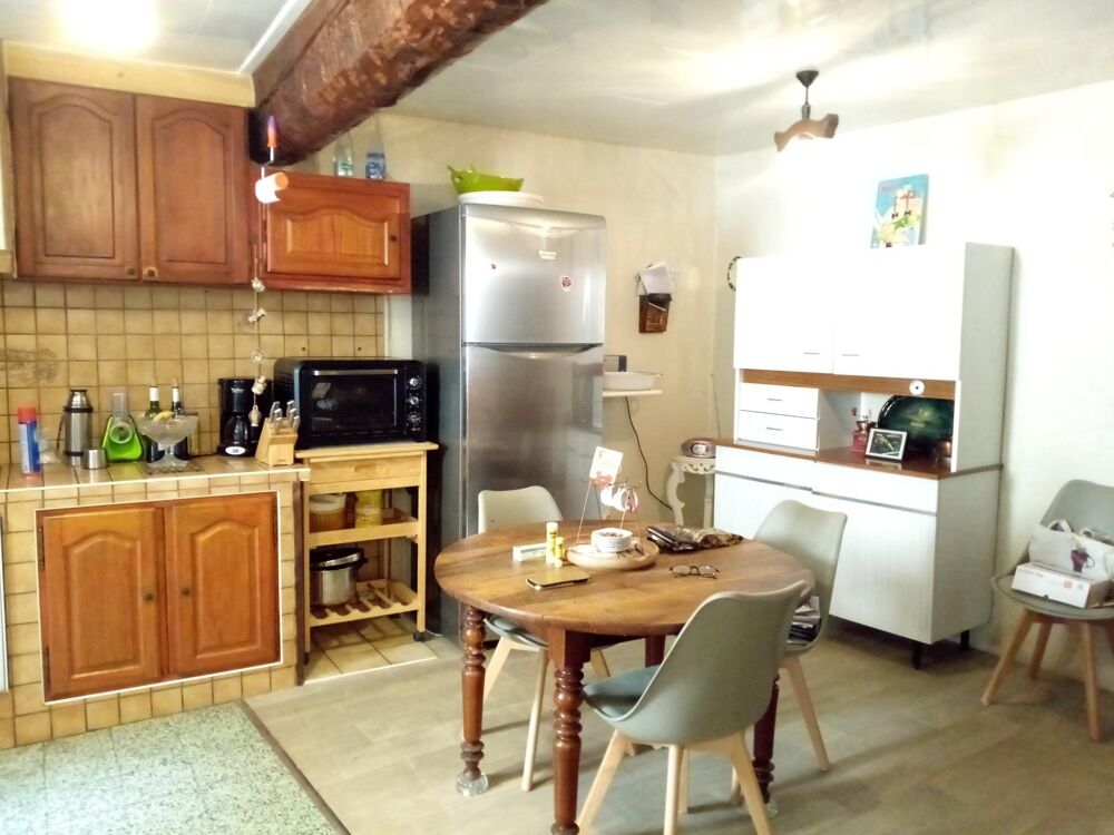MAISON DE VILLAGE AU CALME AVEC GARAGE ET REMISE - A 30M DE PERPIGNAN - 45M DE LA MER