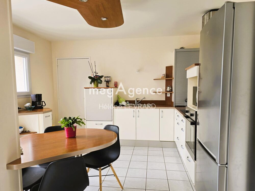 Vente Maison Agréable maison 3 chambres - 630m² de terrain Sainte-suzanne-et-chammes