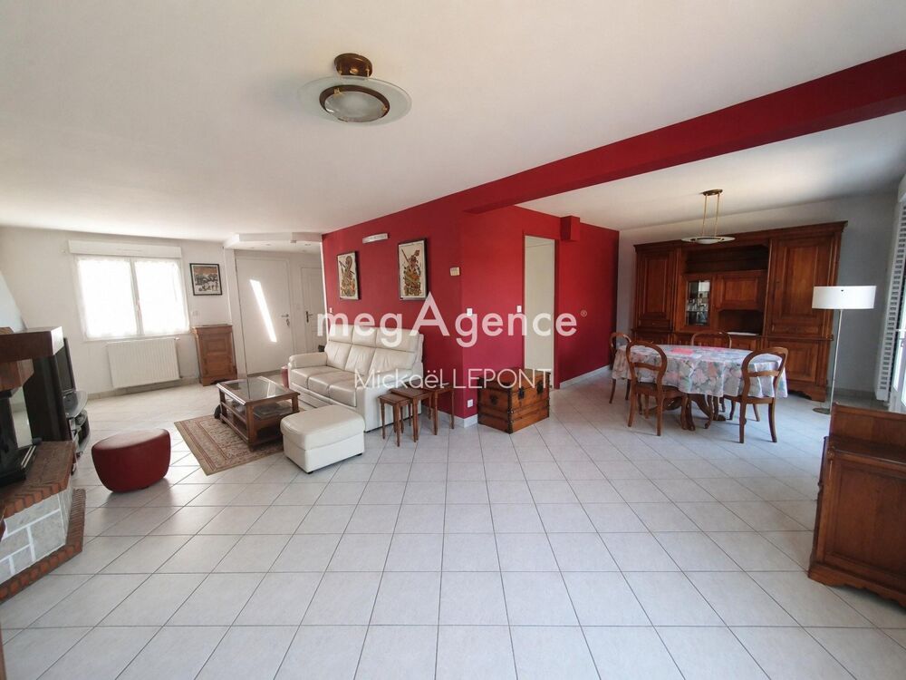 Vente Maison Maison de 104 m² 5 pieces Saint-berthevin