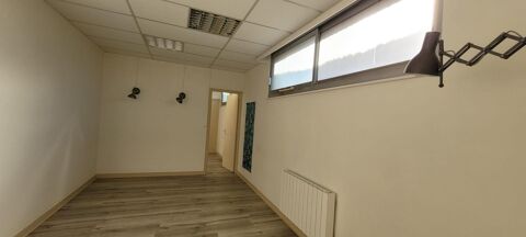 Local professionnel 3 pièces - Dinan 127500 22100 Dinan