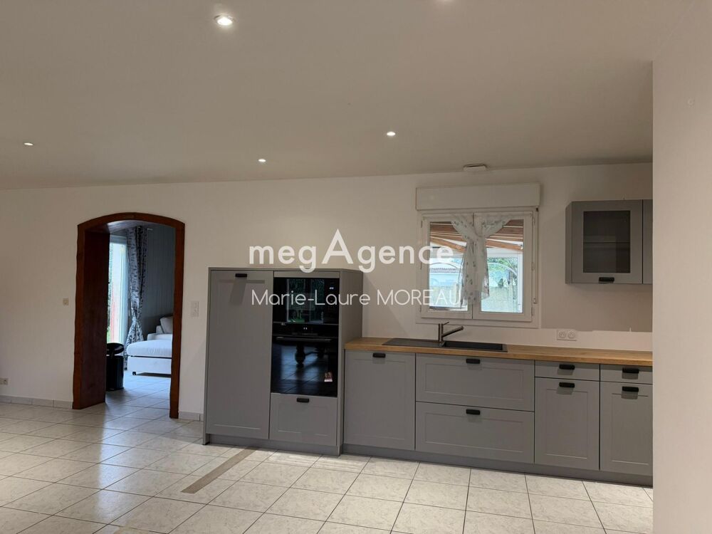 Vente Maison Maison à vendre au calme au Château d 'Oléron Le chateau-d'oleron