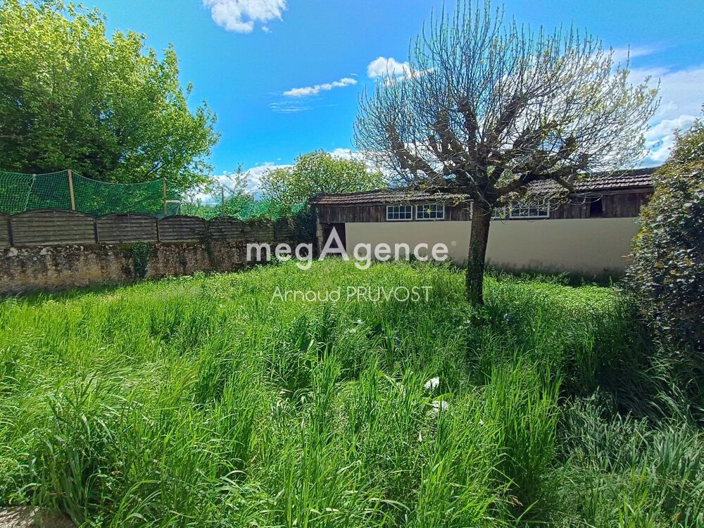 Maison 4 chambres avec jardin et dépendances