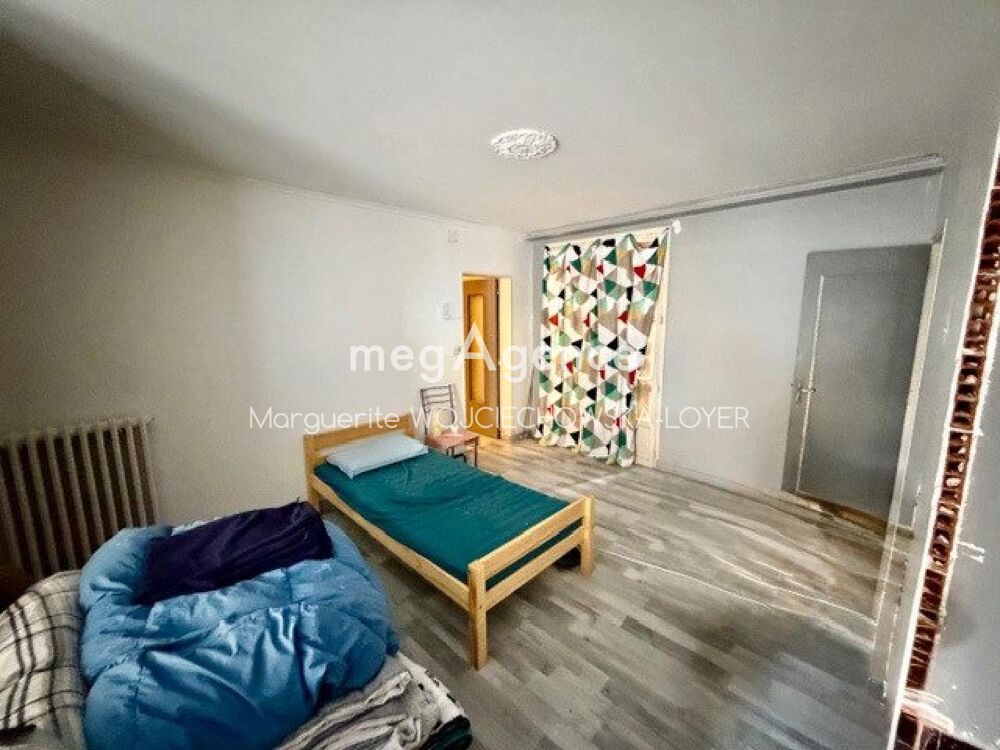 Ensemble immobilier à rénover de 135 m2 à rénover + terrain non attenant de 288 m2
