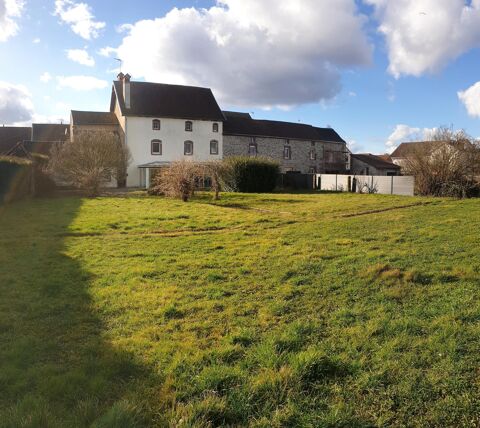   Propri�t� de caract�re 246 m� avec cour, jardin et d�pendances � Conflans-sur-Lanterne Maison - 8 pi�ce(s) - 246 m�