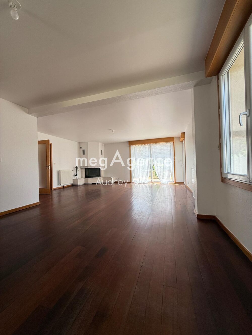 Le confort familial à 1h de Paris- 5 chambres - 3 SDB et Jardin - Aucun Travaux