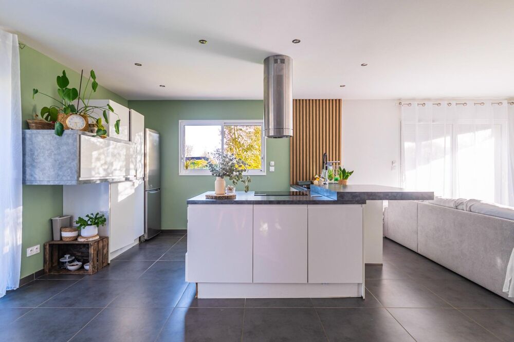 PAVILLON 3 CHAMBRES- JARDIN ET GARAGE