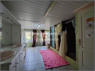  Maison � vendre 9 pi�ces 320 m�
