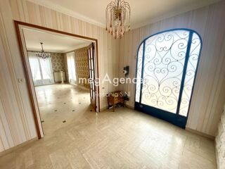  Maison à vendre 8 pièces 234 m²