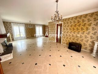  Maison à vendre 8 pièces 234 m²