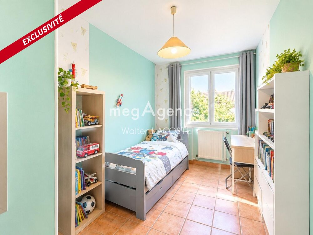 Vente Maison Maison familiale 5 pièces, 3 chambres, un bureau, jardin et garage Magny-les-hameaux