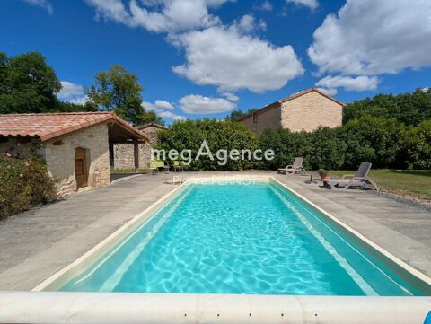  Maison en Pierre sur Parc de 2,6 hectares Maison - 5 pièce(s) - 138 m²