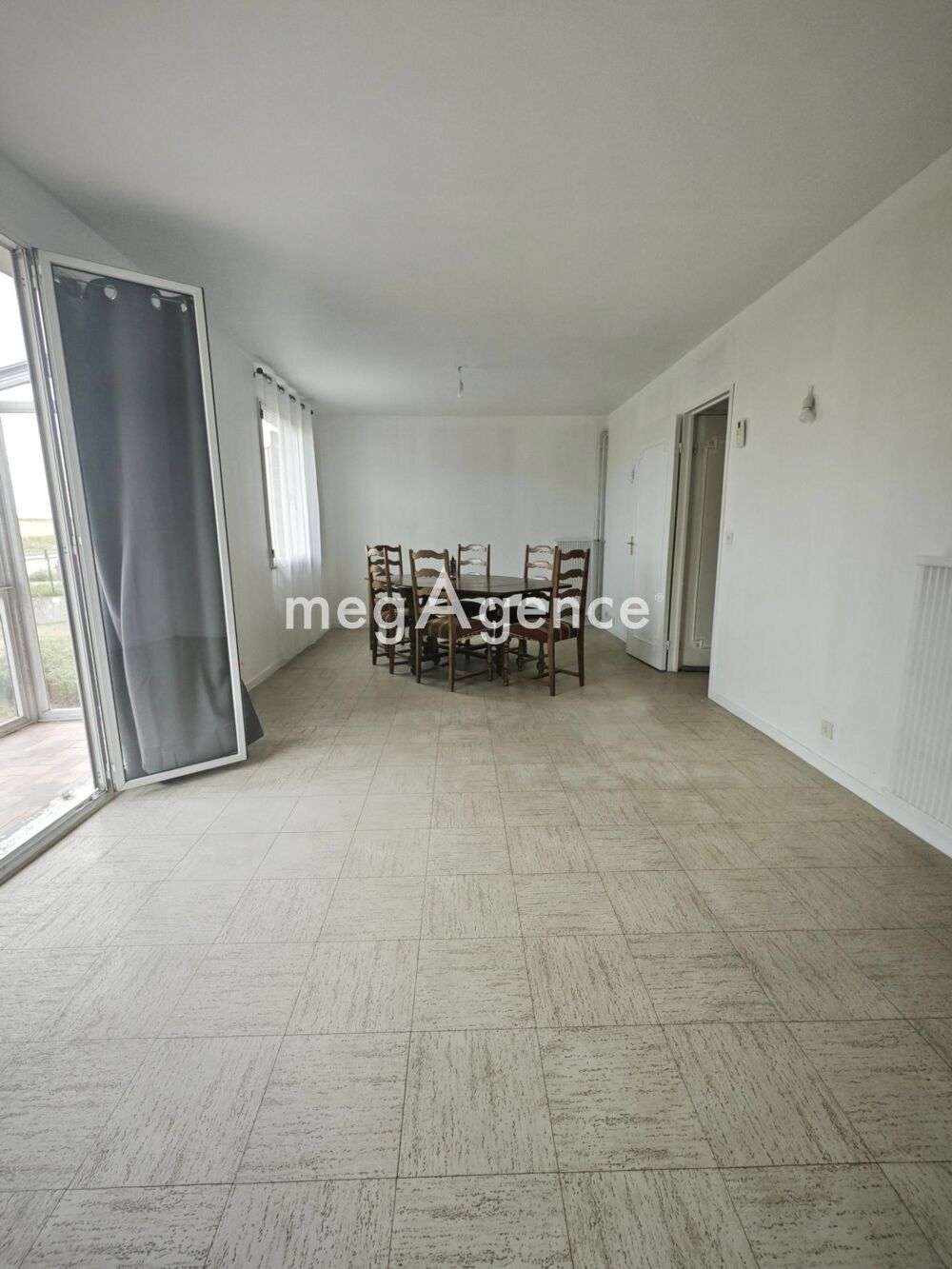 Maison 90 m² sur sous sol total