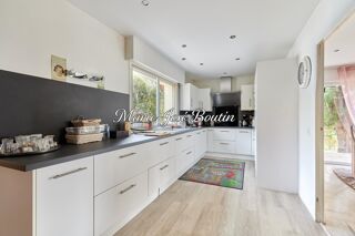  Maison � vendre 7 pi�ces 215 m�