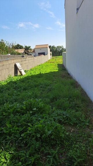  Terrain  vendre 715 m