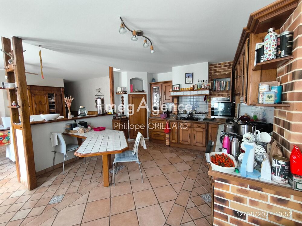 Vente Maison Longére 137 m² Saint-erblon