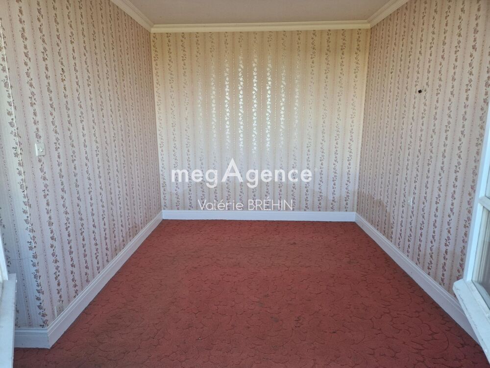 Vente Maison Maison de 107 M² environ à rénover proche des commerces. A 10mn de l'autoroute et 1H30 de Paris en train. . Bonchamp-les-laval