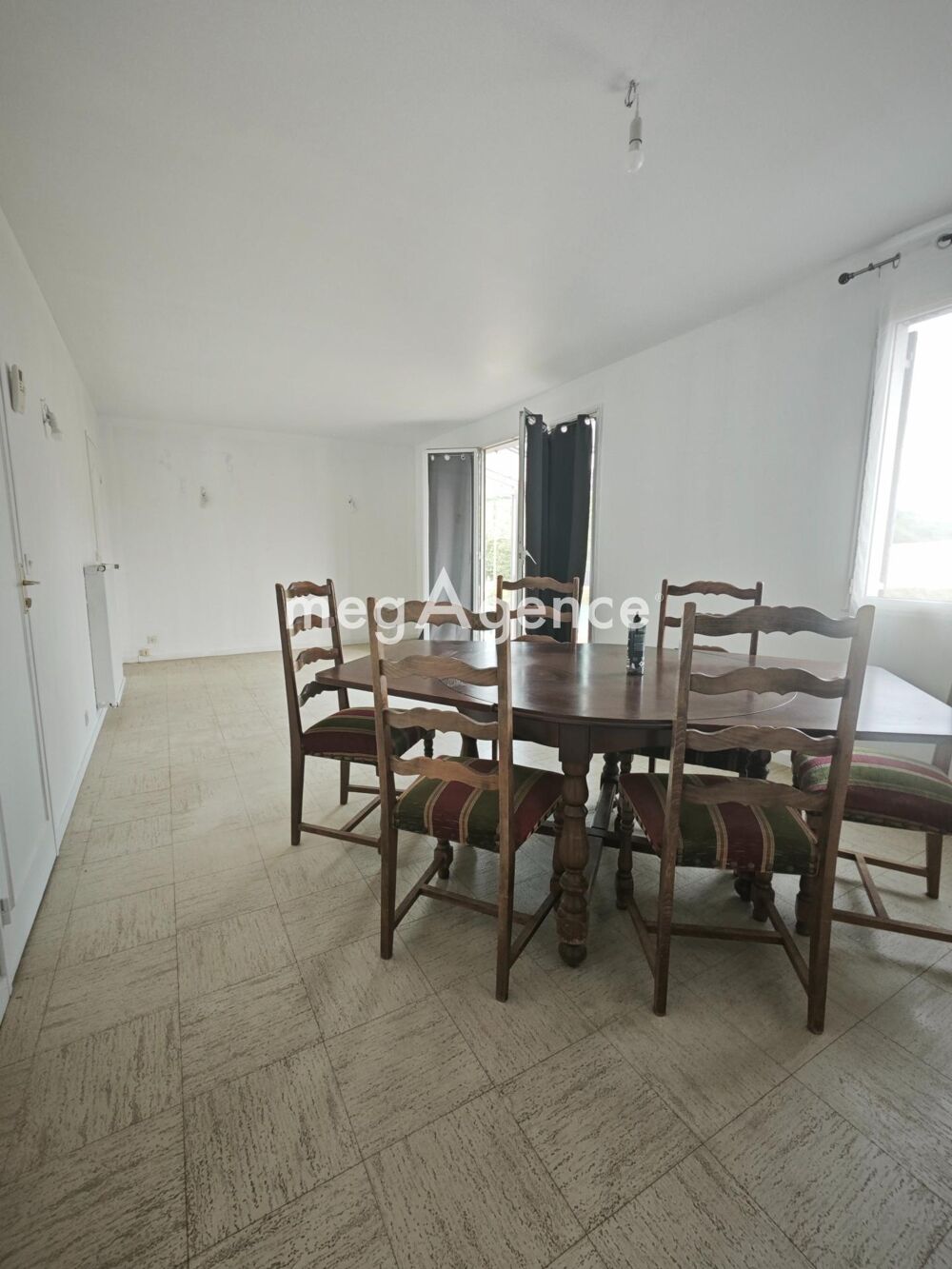 Maison 90 m² sur sous sol total