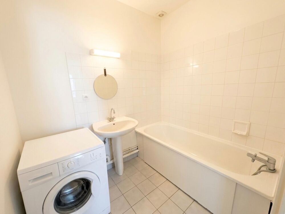 ROUEN RIVE GAUCHE - T3 Lumineux de 71m² avec Balcon et Box Fermé - Idéal Famille ou Investissement (800€/mois)