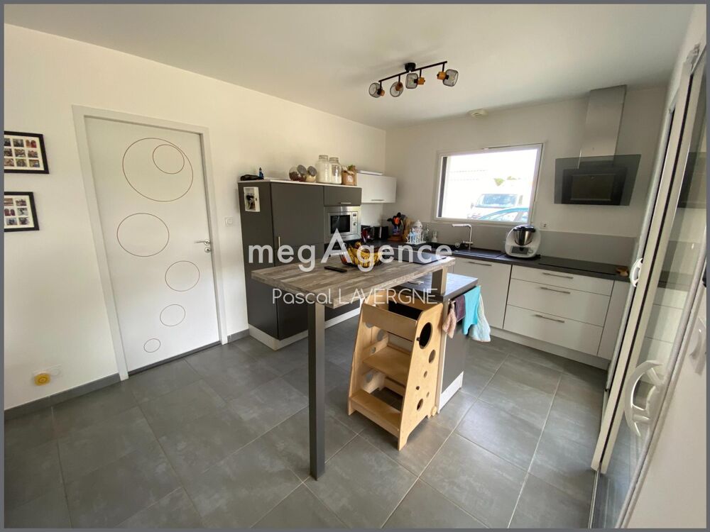 Vente Maison Maison de plain-pied de 2017 - proximité du centre-ville, des commerces et de toutes les commodités - Challans. Challans