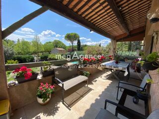  Maison à vendre 10 pièces 198 m²