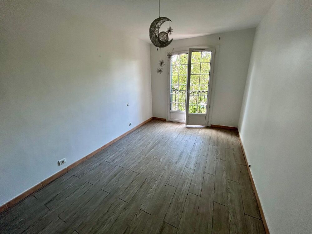 Vente Appartement A VENDRE : Appartement T2 49m² - VALESCURE - SAINT-RAPHAEL - 83700 Saint-raphael