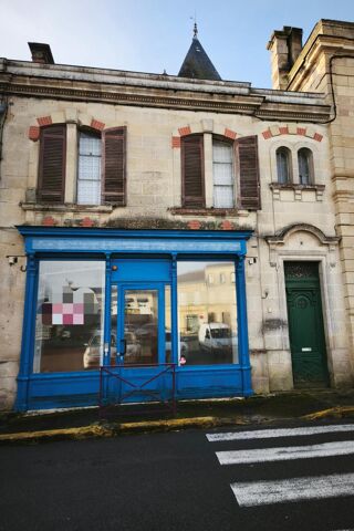  Immeuble � vendre 223 m�