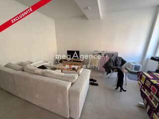  Immeuble � vendre 209 m�