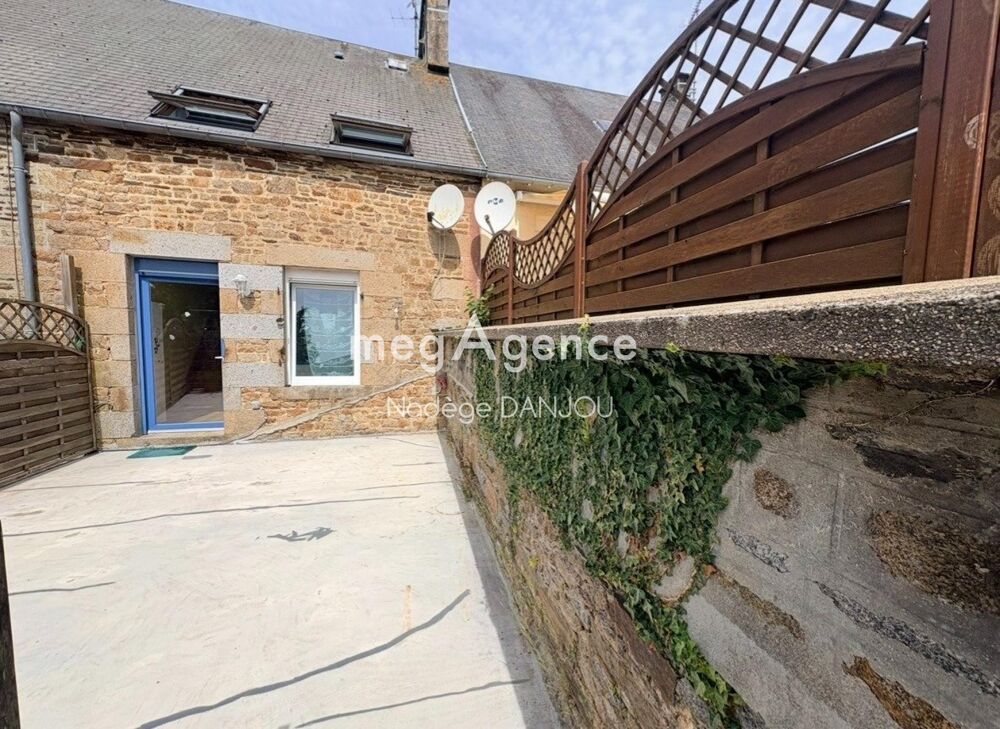 MAISON DE BOURG 105M2 ST-POIS 50670