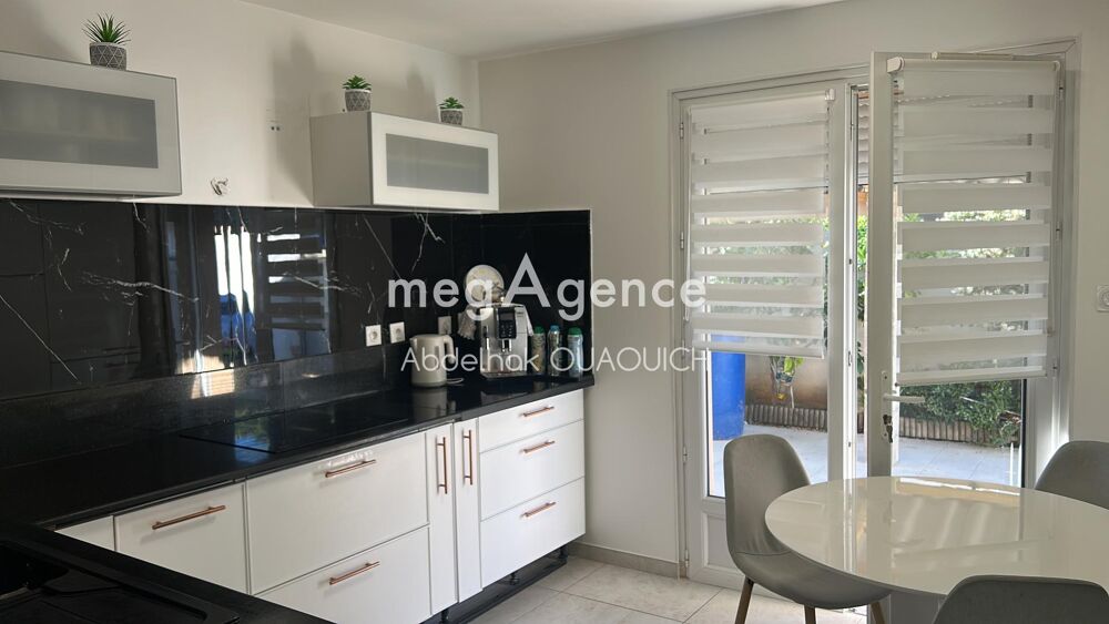 Vente Maison Villa cinq pièces 120 m² Saint-gilles