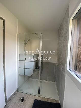  Appartement à louer 3 pièces 61 m²