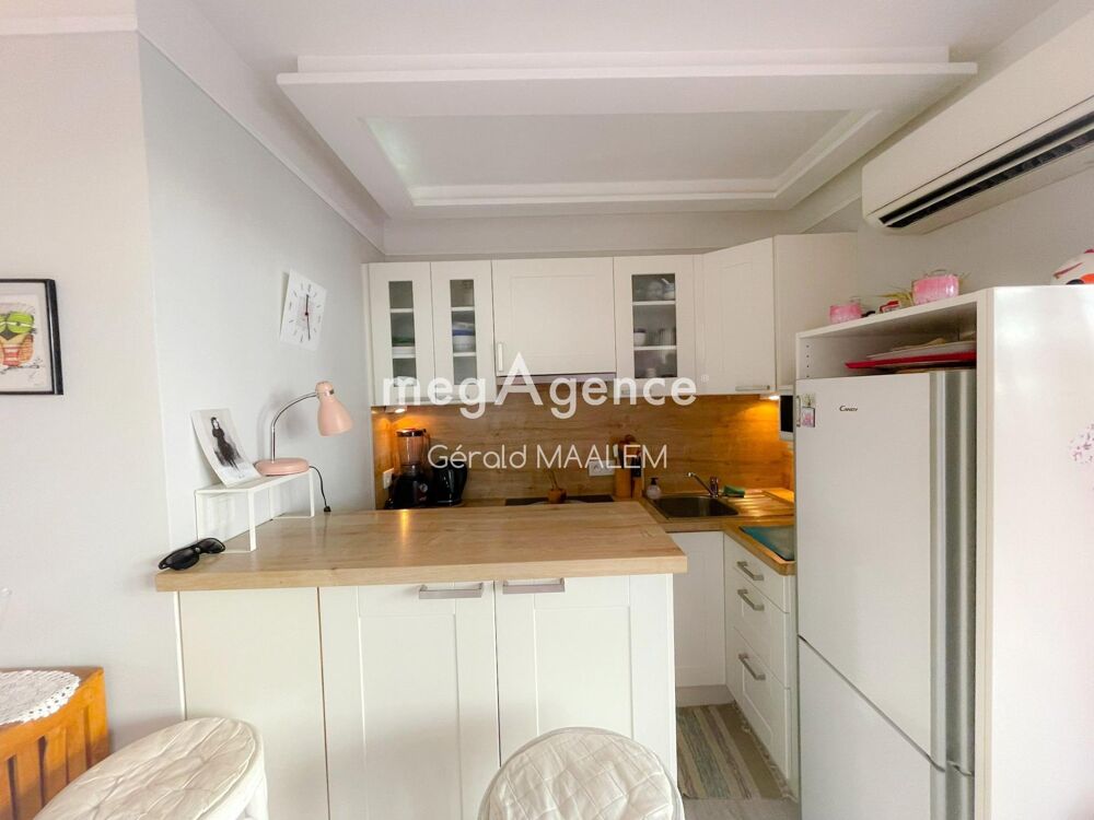 Vente Appartement Appartement 2 pièces avec parking centre ville à Saint Raphaël Saint-raphael