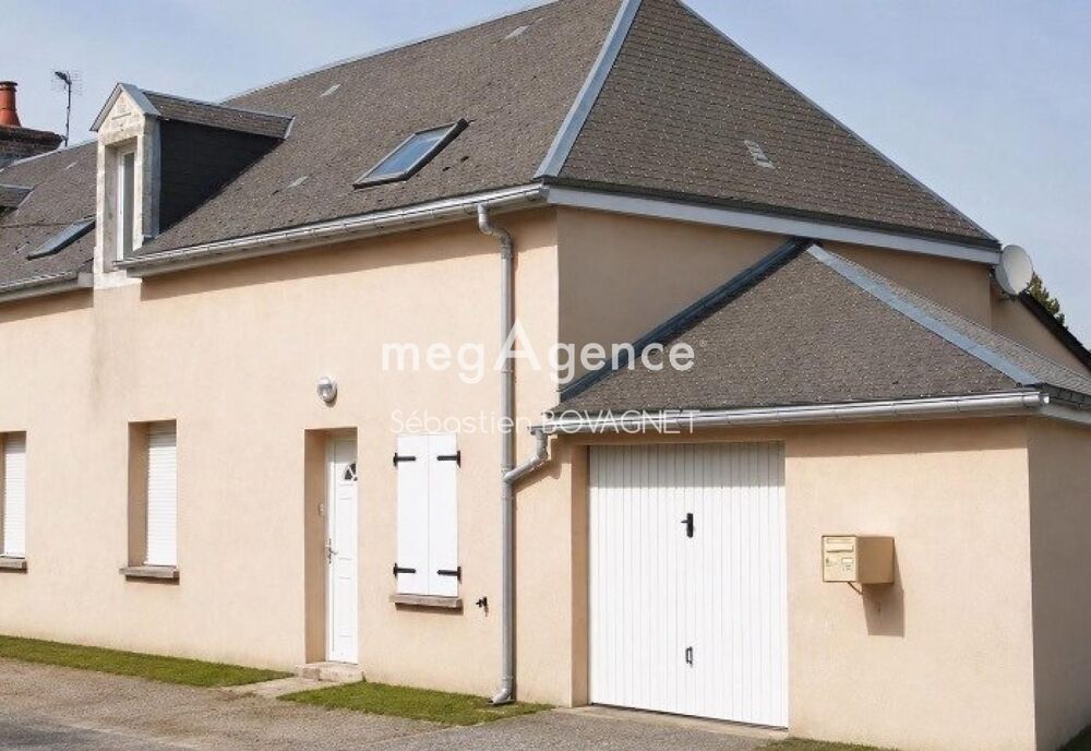 Maison avec une chambre de plein pied, garage et jardinet