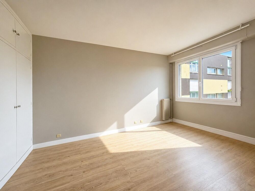 Appartement T3 hyper centre, lumineux et parking sécurisé