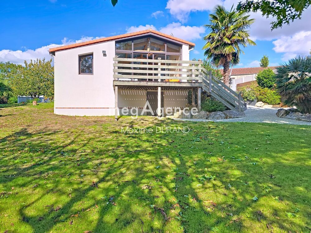 Vente Maison Longère sur terrain 2000 m² Mortagne-sur-sevre