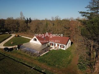  Maison à vendre 9 pièces 233 m²