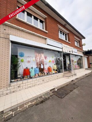 Vente Maison Ensemble Immobilier de près de 250m2 sur un terrain de 2750m2 Bernaville