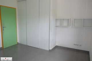  Immeuble à vendre 299 m²