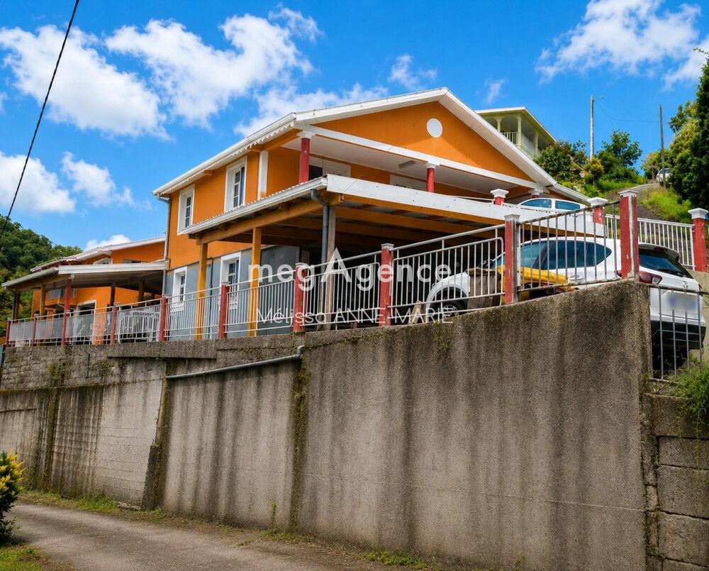 Vente Immeuble RIVIÈRE-PILOTE – ENSEMBLE IMMOBILIER DE RAPPORT – 3 LOGEMENTS LOUÉS Riviere-pilote