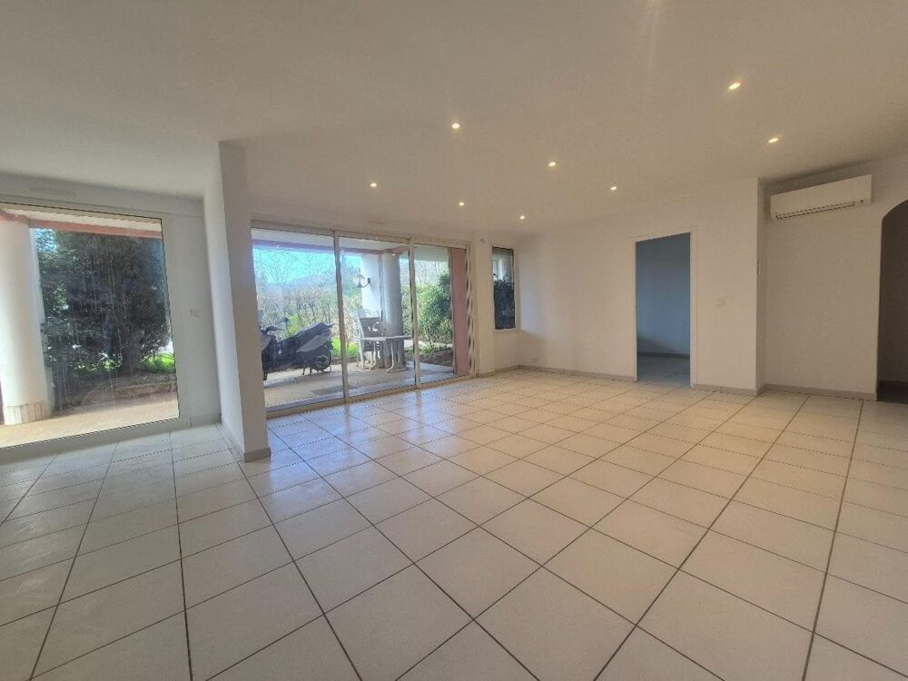 Vente Appartement Cavalière – T2 avec parking à 200 m de la plage Le lavandou