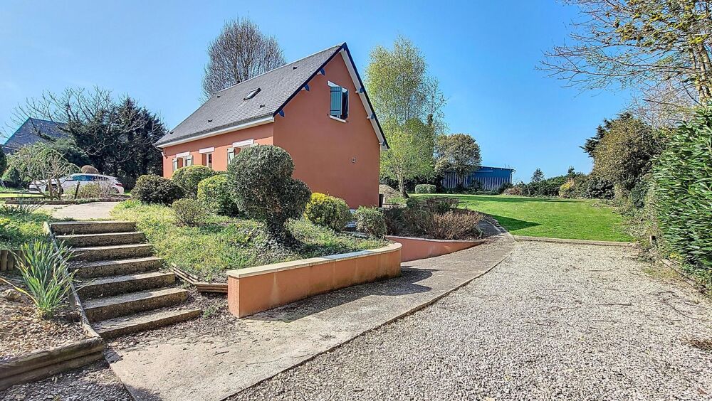 Vente Maison Maison 3 chambres sur sous sol et bâtiment ancien. Beau jardin 2500 m² Genneville