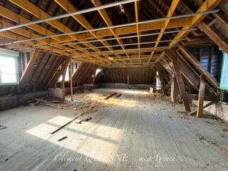  Immeuble à vendre 607 m²