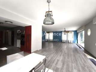  Maison à vendre 8 pièces 226 m²