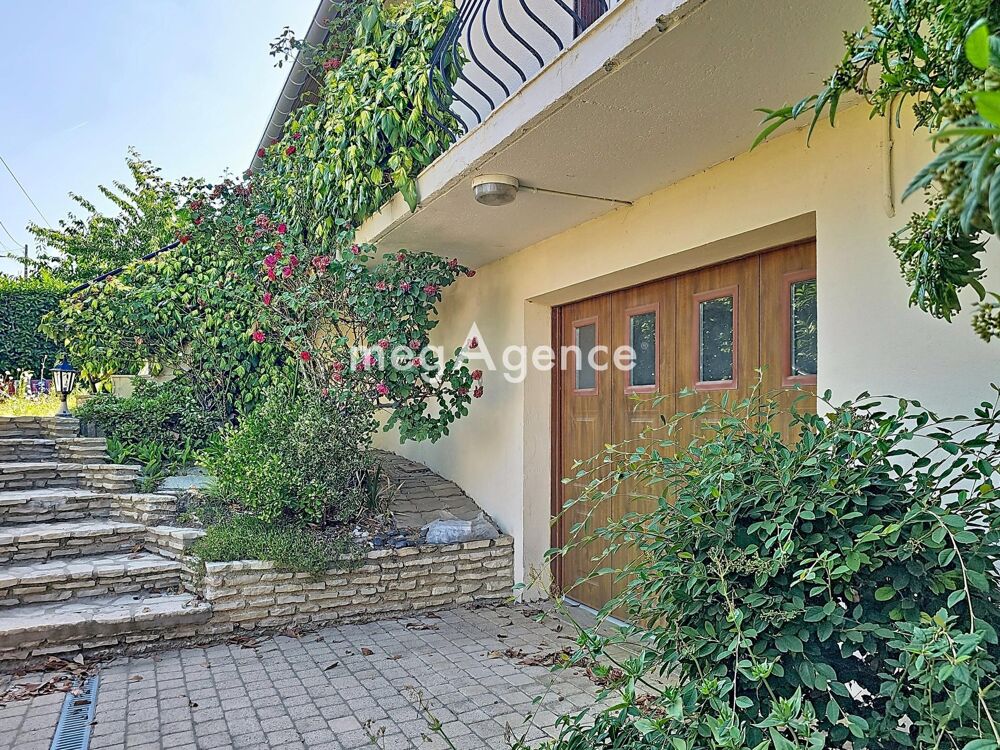 MAISON FAMILIALE A BOUAFLE AVEC SOUS SOL TOTAL ET JARDIN